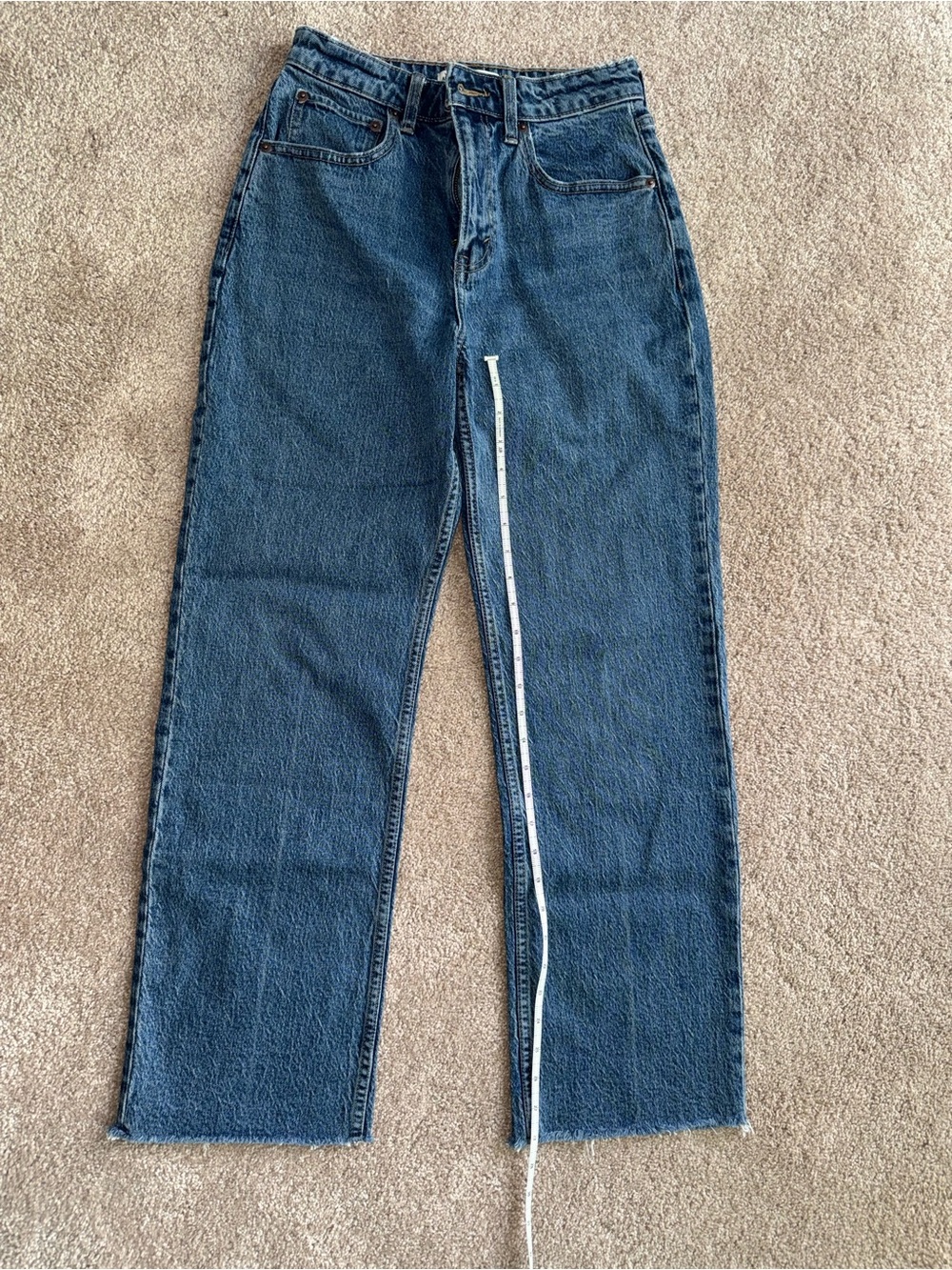 Abercrombie & Fitch Curve Love High Rise 90s Relaxed Raw Hem Jean - Picture 6 of 9